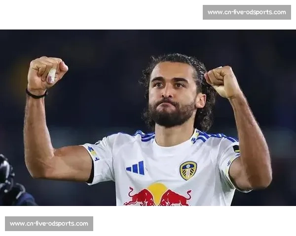 英超双雄竞逐里昂神锋！福法纳转会费或因降级缩水至 3000 万镑